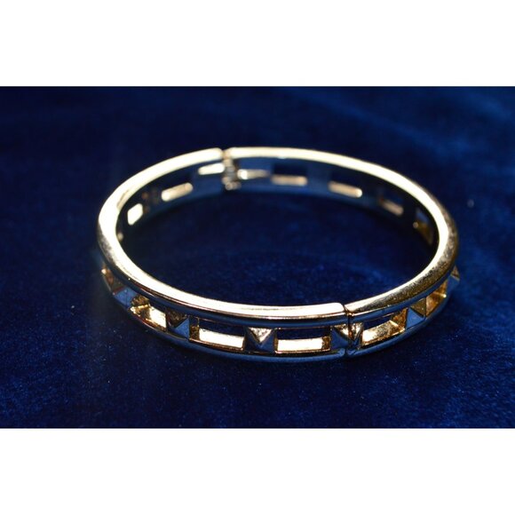 Gold Tone Star Studded Bangle & Rhinestone Tennis Bracelet Adjustable Premier - Picture 10 of 11